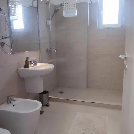 Apartment Ana Navodari